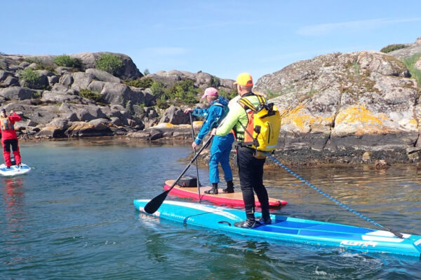 SUP-paddlare Grönemad